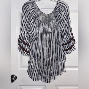 Studio West Black and White Relaxed Blouse with 3/4 Sleeves